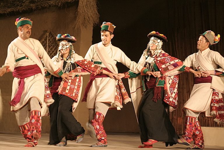 Kinnauri Nati Dance — Traditional Himachali Folk Dance